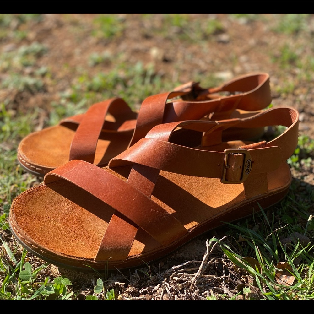 Chaco Wayfarer Sandals (Rust color) size 9